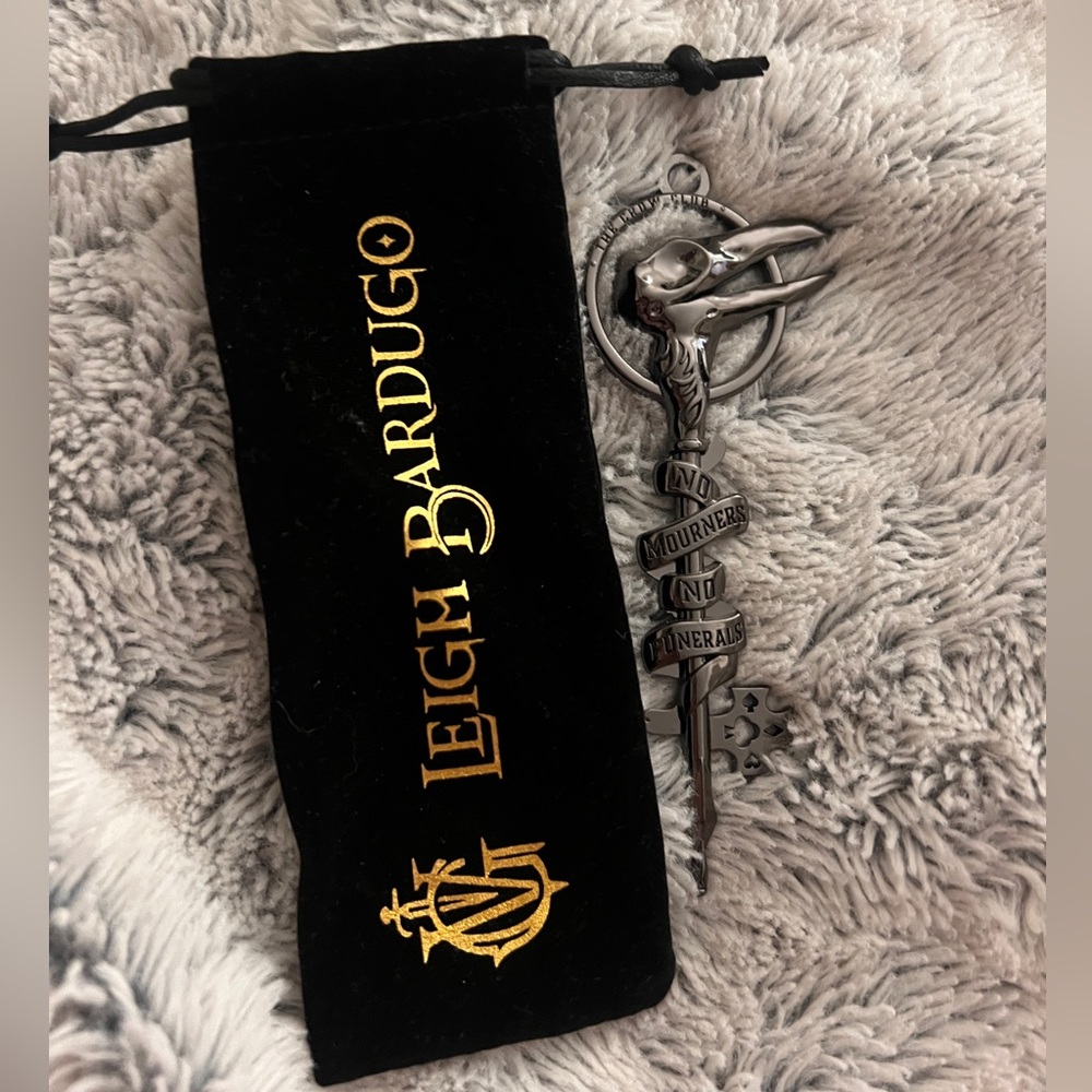 Leigh Bardugo Key of the Crow Club - Six of Crows
